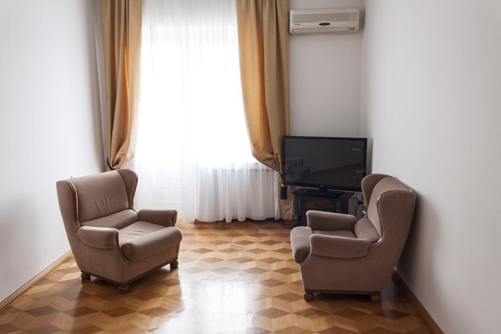 Apartment Janashia Тбилиси Екстериор снимка